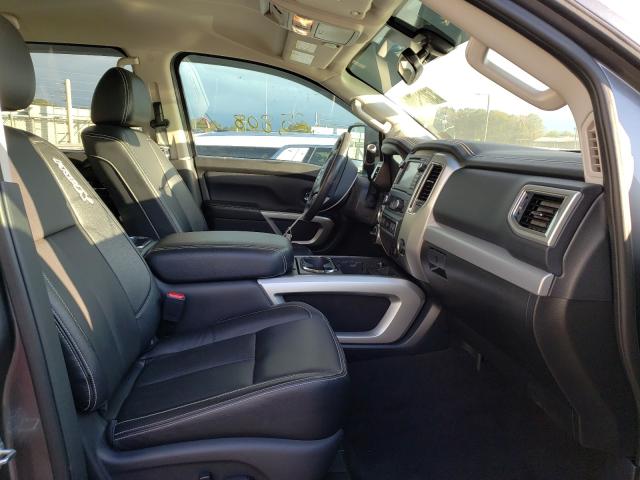 Photo 4 VIN: 1N6BA1F4XJN520469 - NISSAN TITAN XD S 