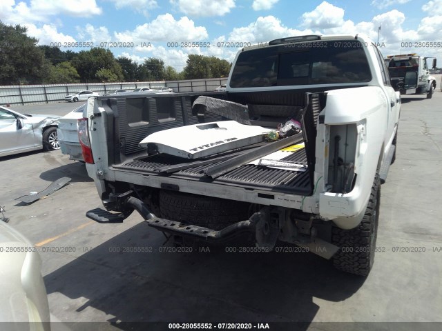 Photo 5 VIN: 1N6BA1F4XJN523534 - NISSAN TITAN XD 