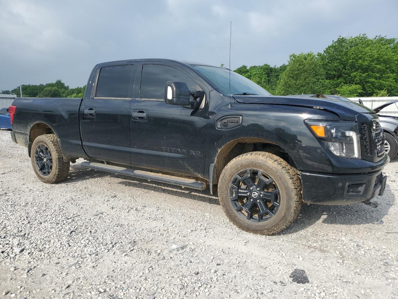 Photo 3 VIN: 1N6BA1F4XKN534423 - NISSAN TITAN 