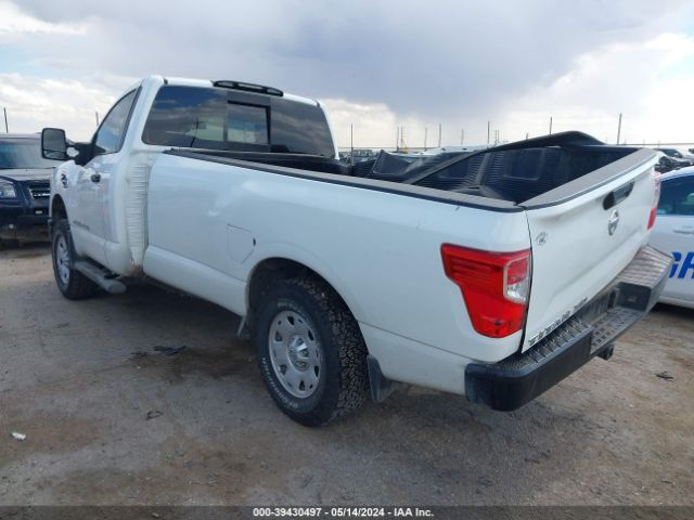 Photo 2 VIN: 1N6BA1R93HN560944 - NISSAN TITAN XD 