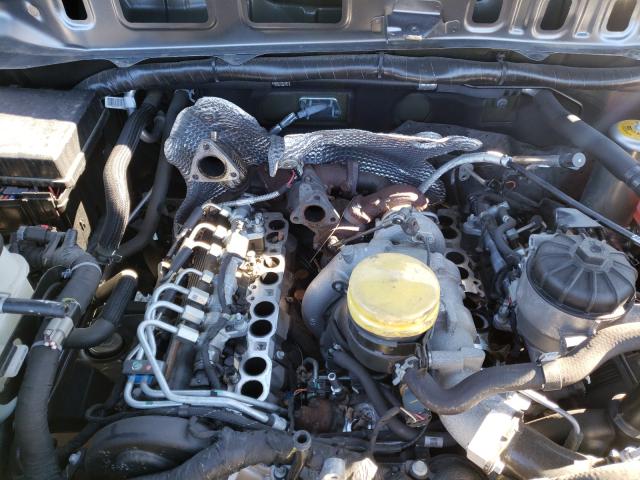 Photo 8 VIN: 1N6BA1RP2HN526248 - NISSAN TITAN XD 