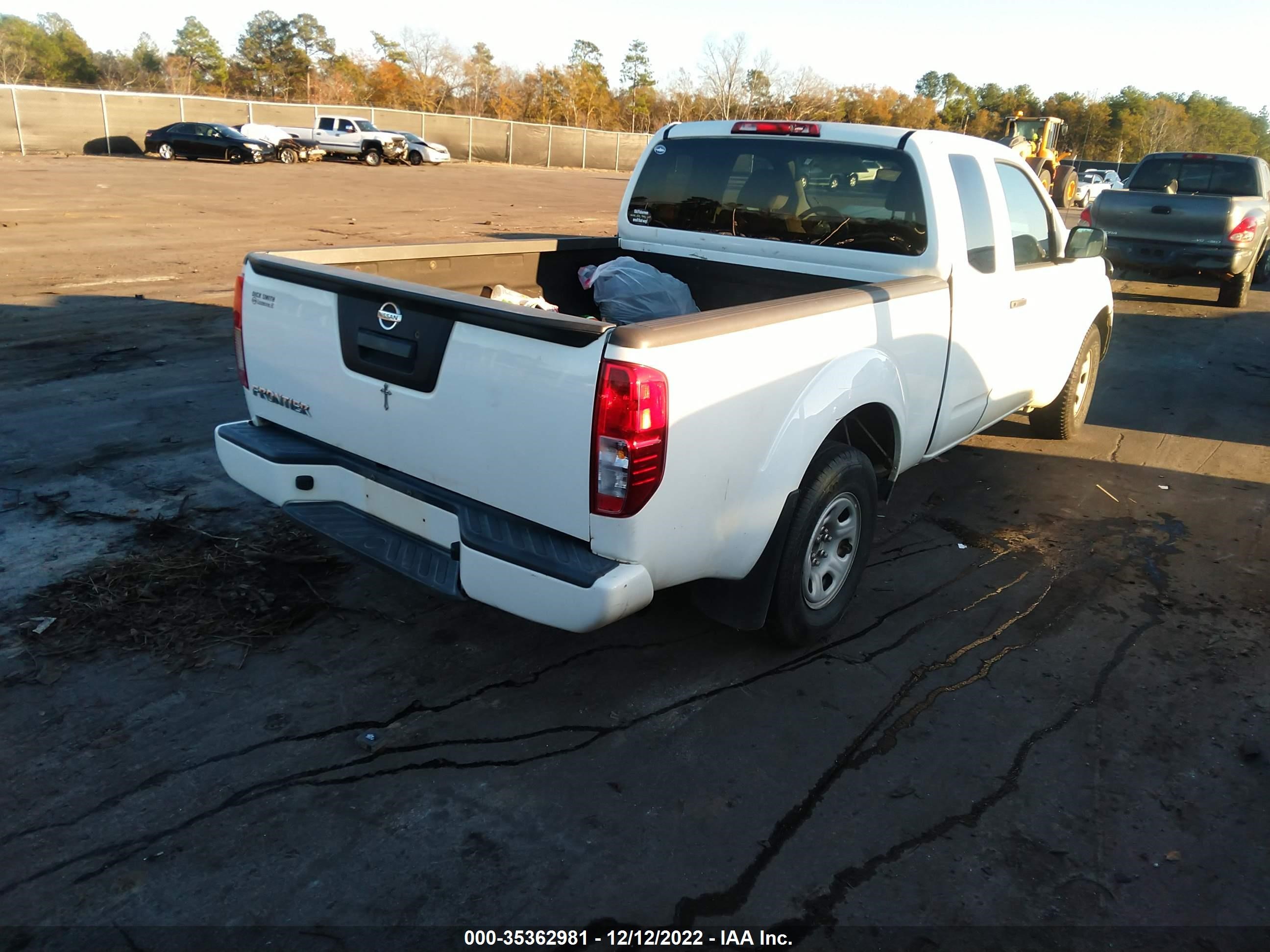 Photo 3 VIN: 1N6BD0CT1JN769918 - NISSAN FRONTIER 