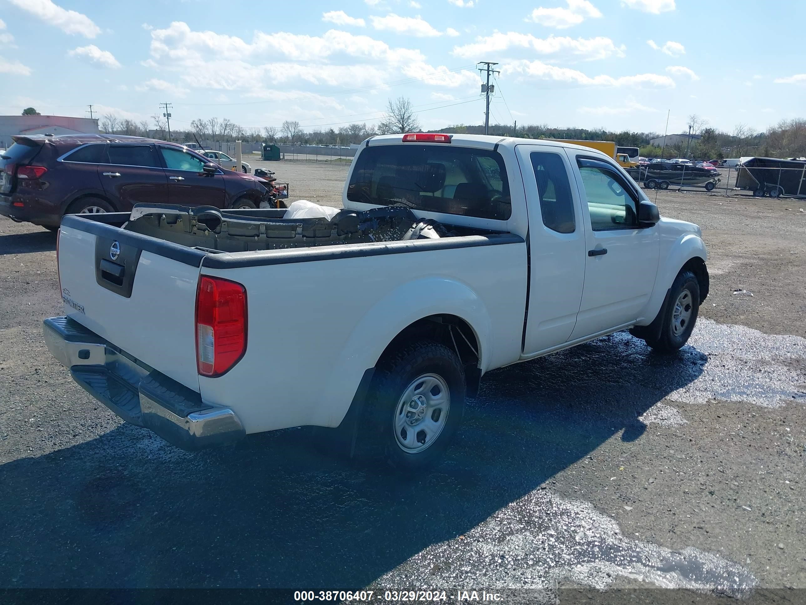 Photo 3 VIN: 1N6BD0CT3FN733364 - NISSAN NAVARA (FRONTIER) 