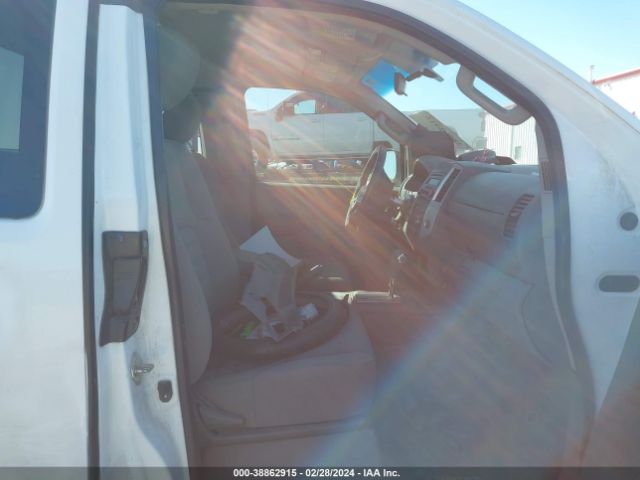 Photo 4 VIN: 1N6BD0CT4GN799035 - NISSAN FRONTIER 