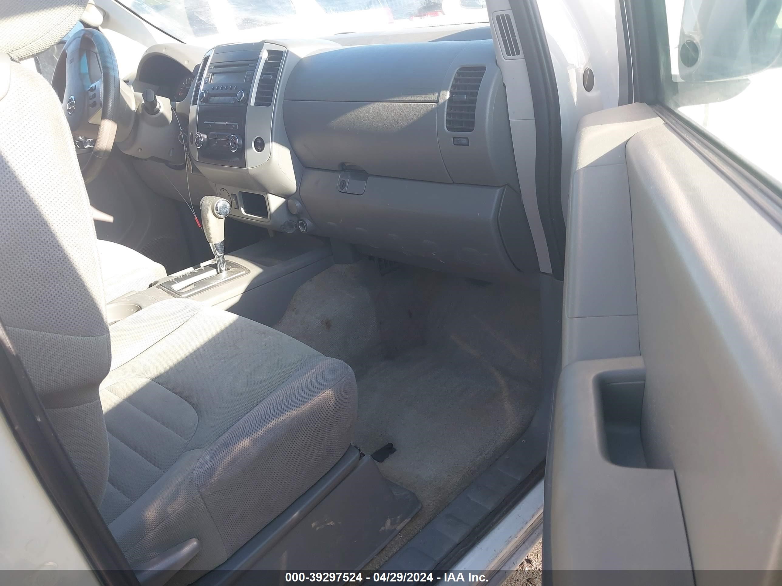 Photo 4 VIN: 1N6BD0CT8EN728966 - NISSAN NAVARA (FRONTIER) 