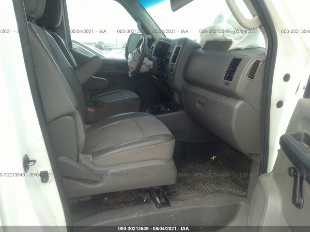 Photo 4 VIN: 1N6BF0KL2DN102260 - NISSAN NV 