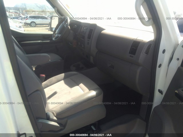 Photo 4 VIN: 1N6BF0KL3FN802856 - NISSAN NV 