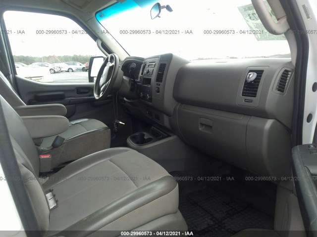 Photo 4 VIN: 1N6BF0KLXEN107997 - NISSAN NV 