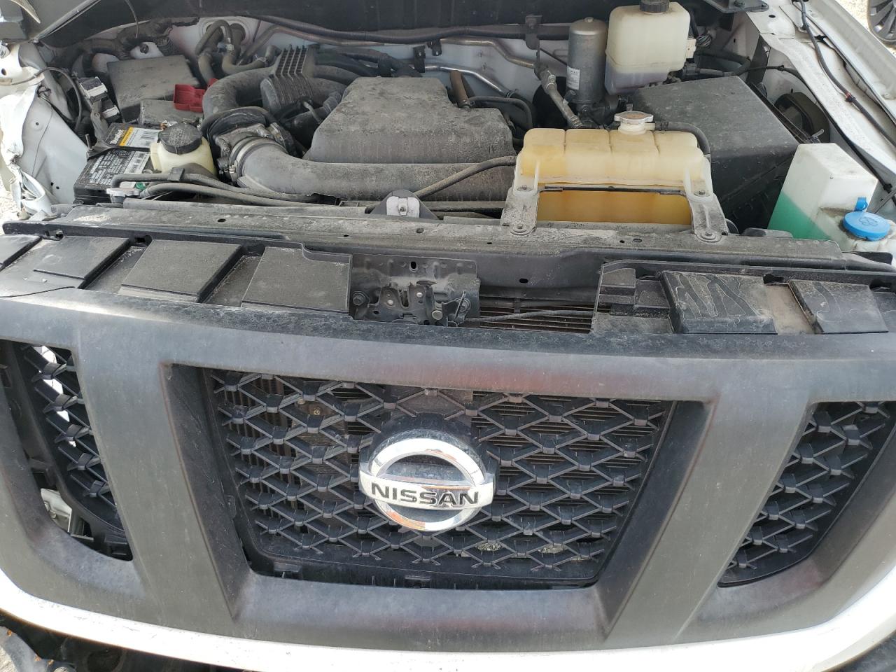 Photo 11 VIN: 1N6BF0KM0LN802687 - NISSAN NV 