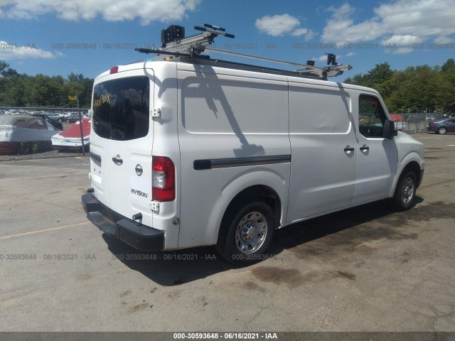 Photo 3 VIN: 1N6BF0KM1JN804963 - NISSAN NV CARGO 