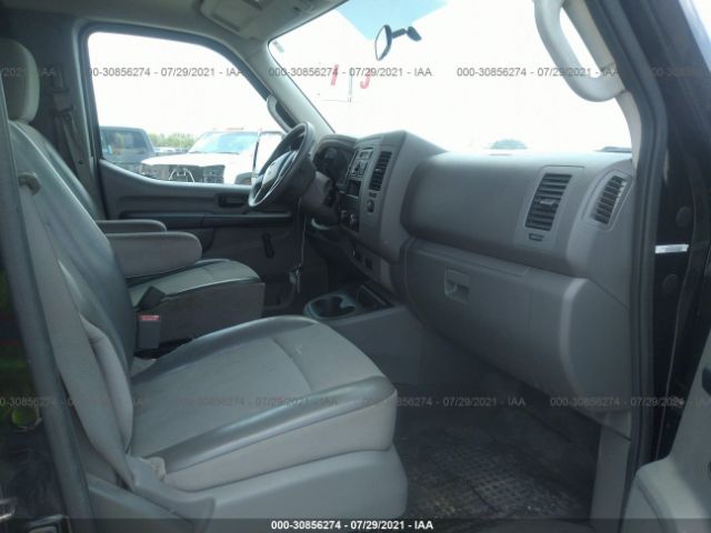 Photo 4 VIN: 1N6BF0KM3FN808598 - NISSAN NV 