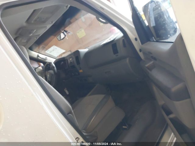 Photo 4 VIN: 1N6BF0KM5GN806322 - NISSAN NV 