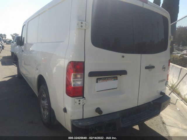 Photo 2 VIN: 1N6BF0KM6JN812055 - NISSAN NV CARGO 