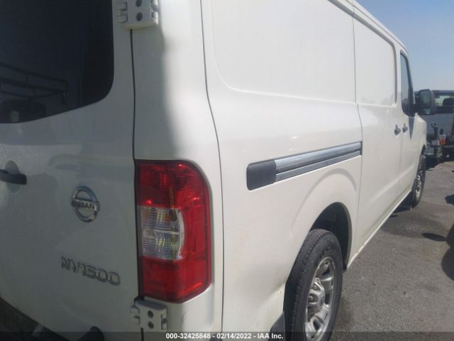 Photo 3 VIN: 1N6BF0KM6JN812055 - NISSAN NV CARGO 