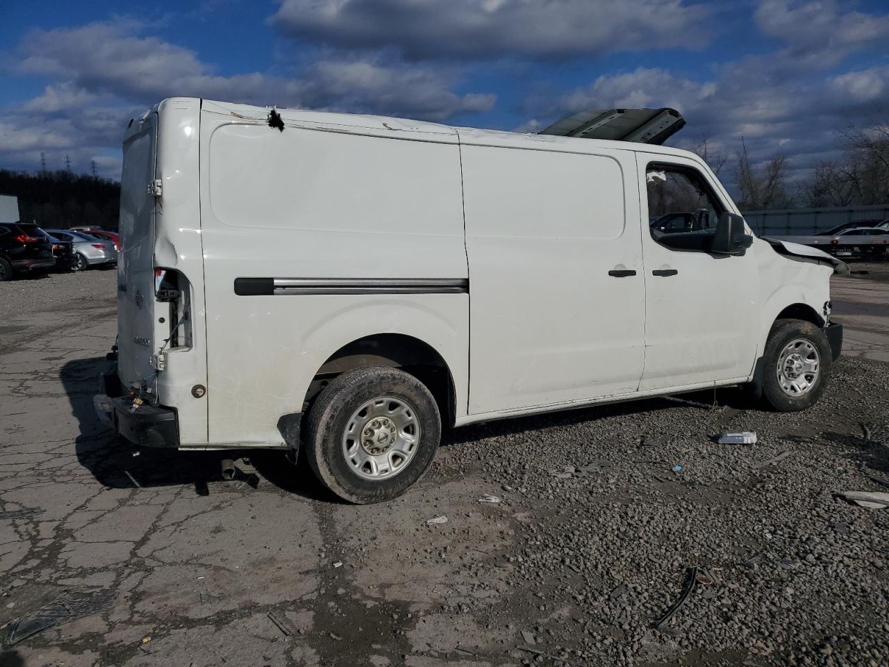 Photo 2 VIN: 1N6BF0KM6KN808363 - NISSAN NV 