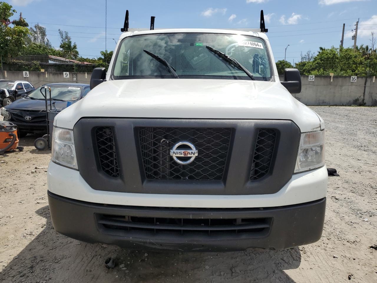 Photo 4 VIN: 1N6BF0KM6MN803246 - NISSAN NV 