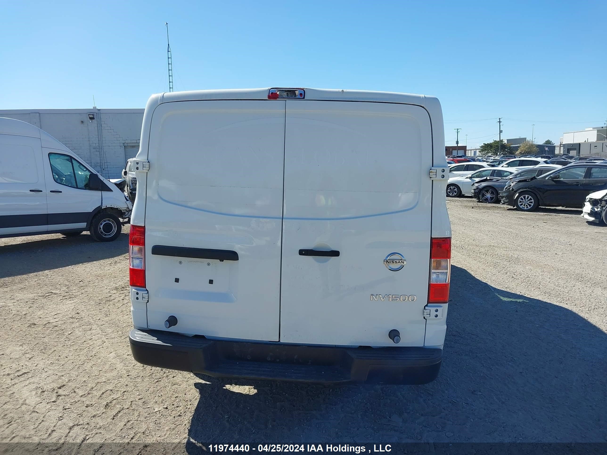 Photo 16 VIN: 1N6BF0KM7MN806026 - NISSAN NV 