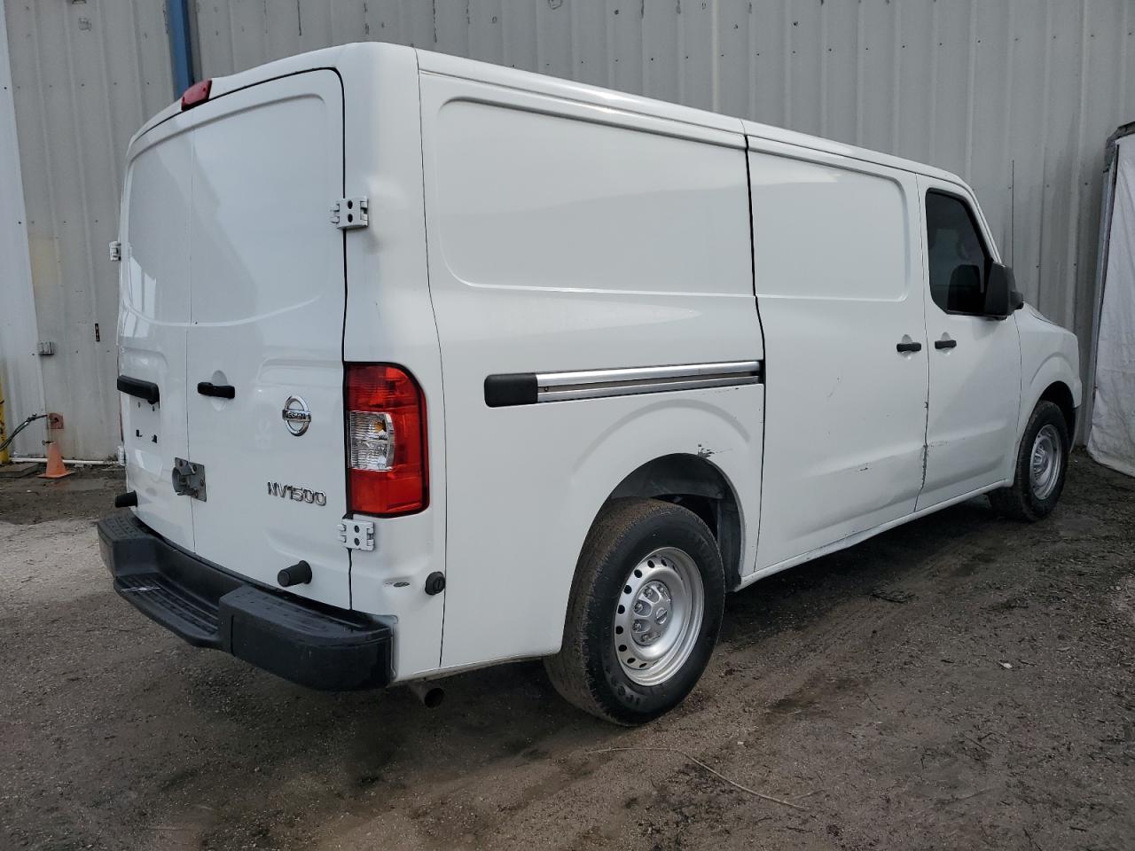 Photo 2 VIN: 1N6BF0KM9GN807988 - NISSAN NV 