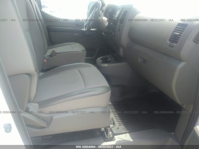 Photo 4 VIN: 1N6BF0KM9KN804940 - NISSAN NV CARGO 