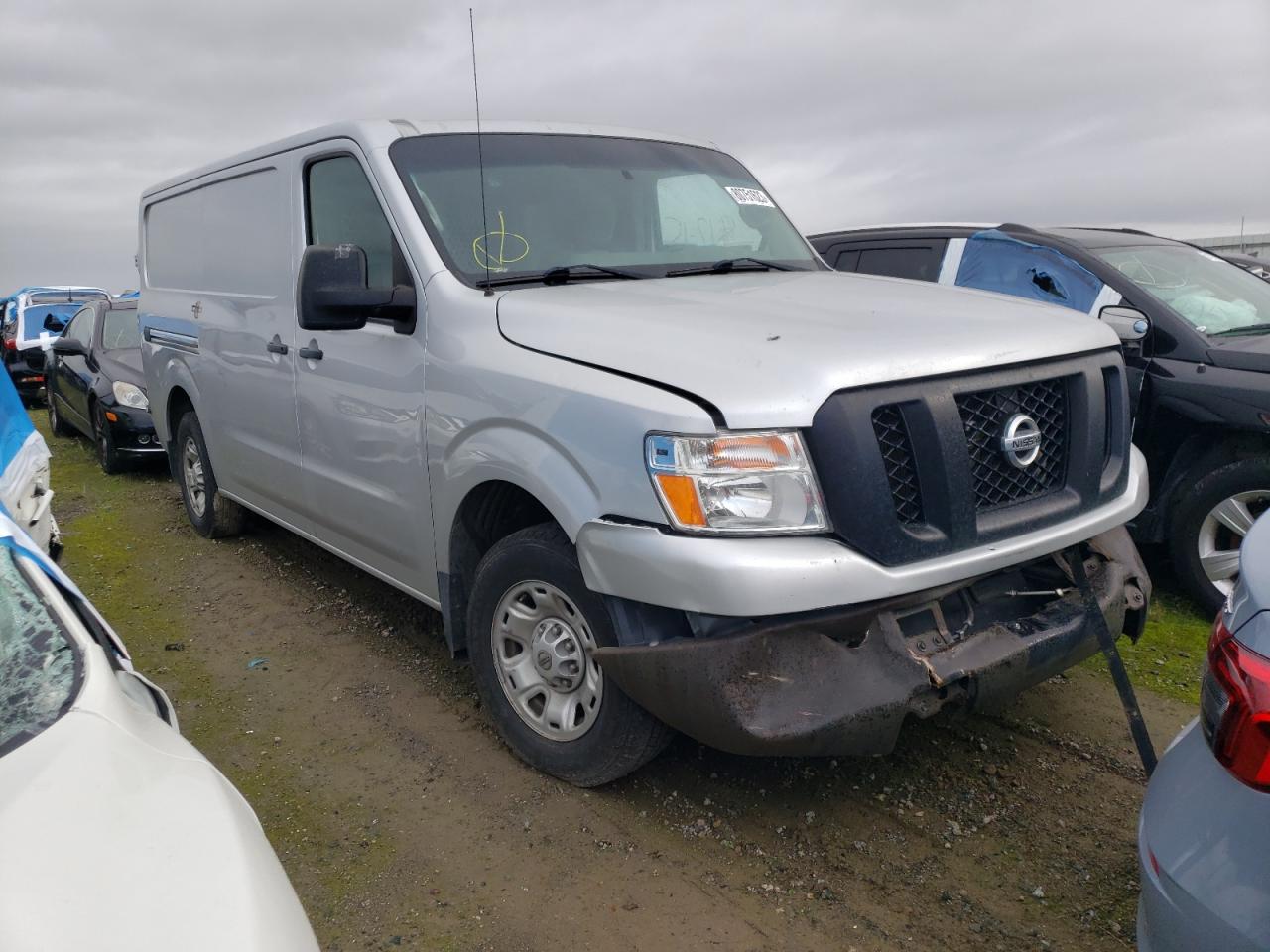 Photo 3 VIN: 1N6BF0KY0JN818825 - NISSAN NV 