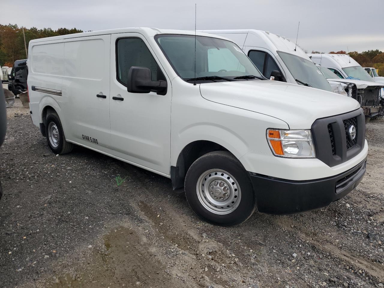 Photo 3 VIN: 1N6BF0KY1JN806635 - NISSAN NV 