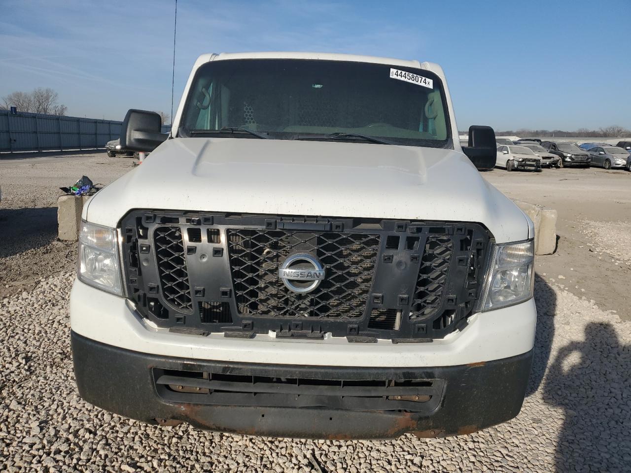 Photo 4 VIN: 1N6BF0KY2JN802920 - NISSAN NV 