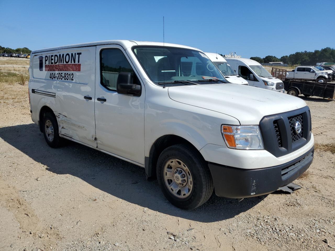 Photo 3 VIN: 1N6BF0KY6KN810312 - NISSAN NV 