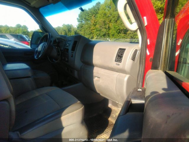 Photo 4 VIN: 1N6BF0KY7CN116102 - NISSAN NV 