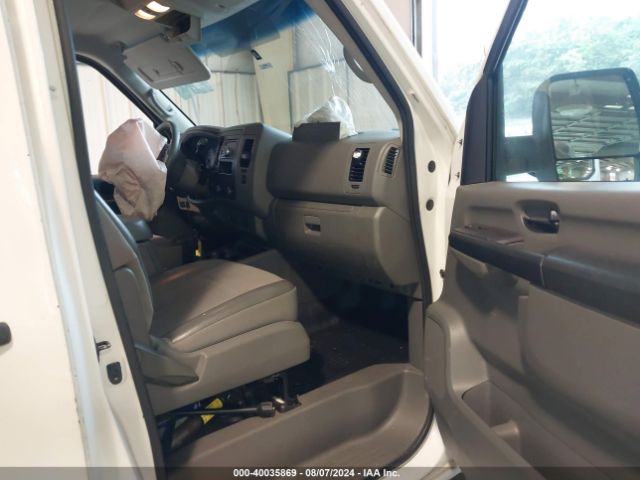 Photo 4 VIN: 1N6BF0KY8GN812991 - NISSAN NV 