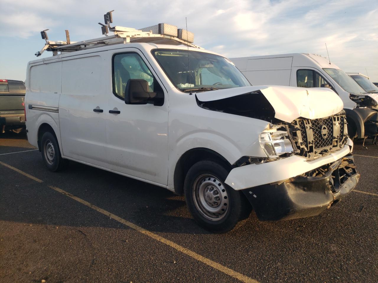 Photo 3 VIN: 1N6BF0KY9EN101118 - NISSAN NV 