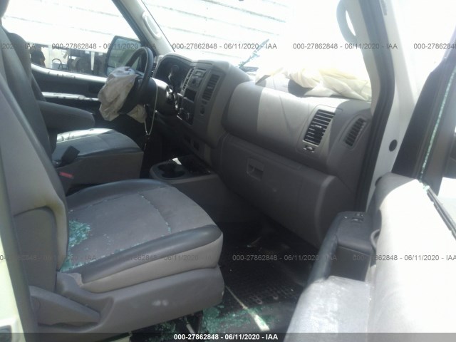 Photo 4 VIN: 1N6BF0KYXHN806224 - NISSAN NV CARGO 