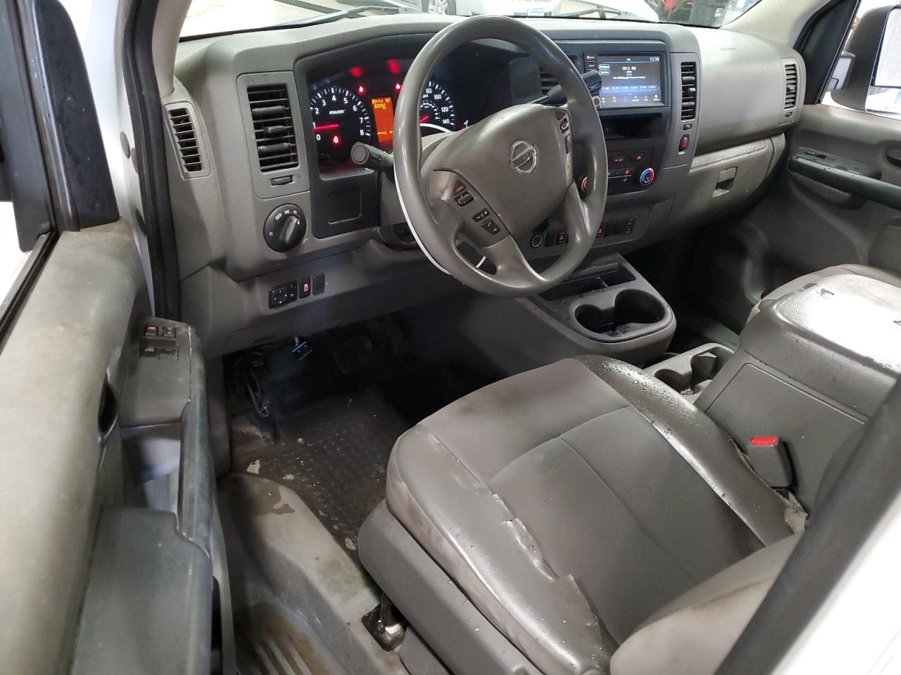 Photo 7 VIN: 1N6BF0KYXLN804014 - NISSAN NV 