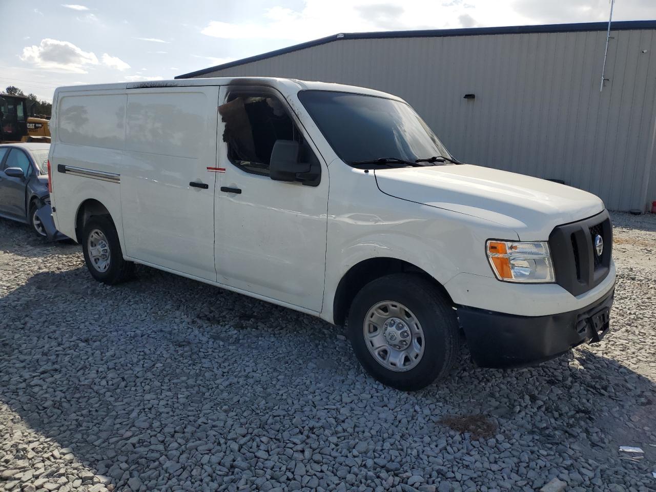 Photo 3 VIN: 1N6BF0KYXLN808449 - NISSAN NV 