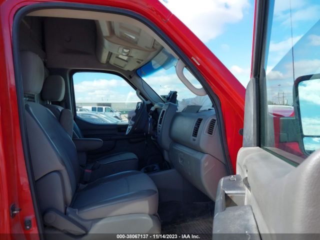 Photo 4 VIN: 1N6BF0LX1EN100132 - NISSAN NV CARGO NV2500 HD 