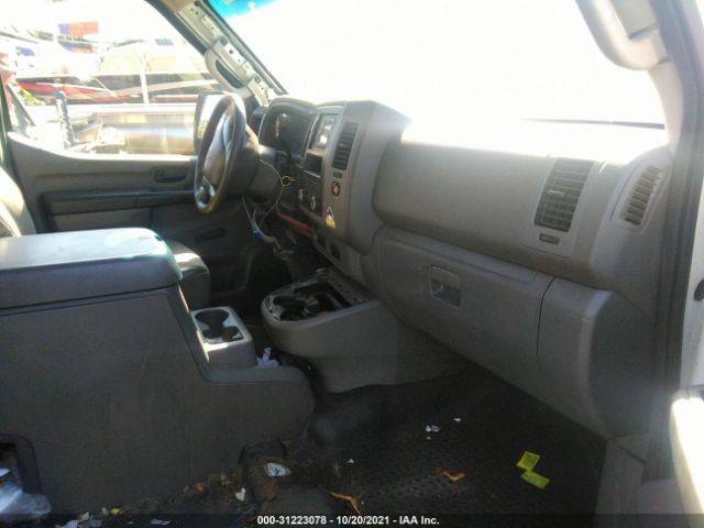 Photo 4 VIN: 1N6BF0LX2CN112495 - NISSAN NV 