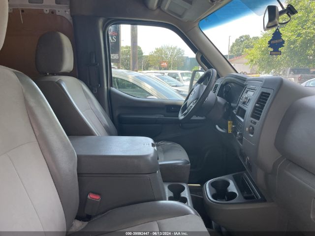 Photo 4 VIN: 1N6BF0LX3FN803538 - NISSAN NV 