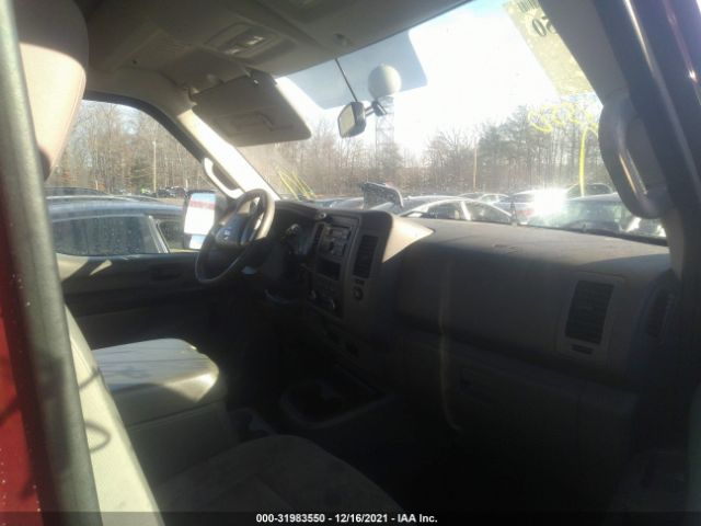 Photo 4 VIN: 1N6BF0LX8CN116678 - NISSAN NV 