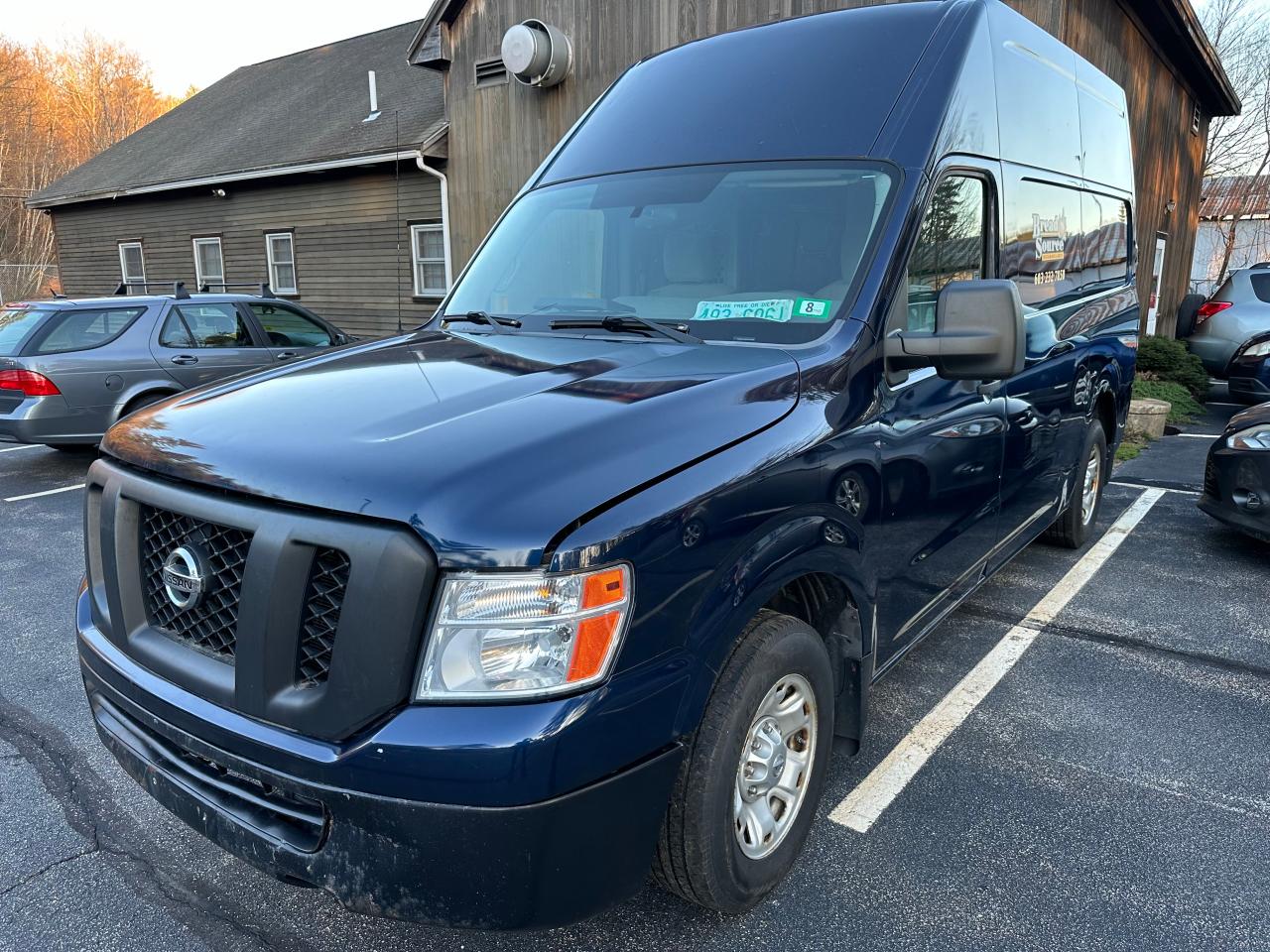 Photo 1 VIN: 1N6BF0LX9CN110646 - NISSAN NV 