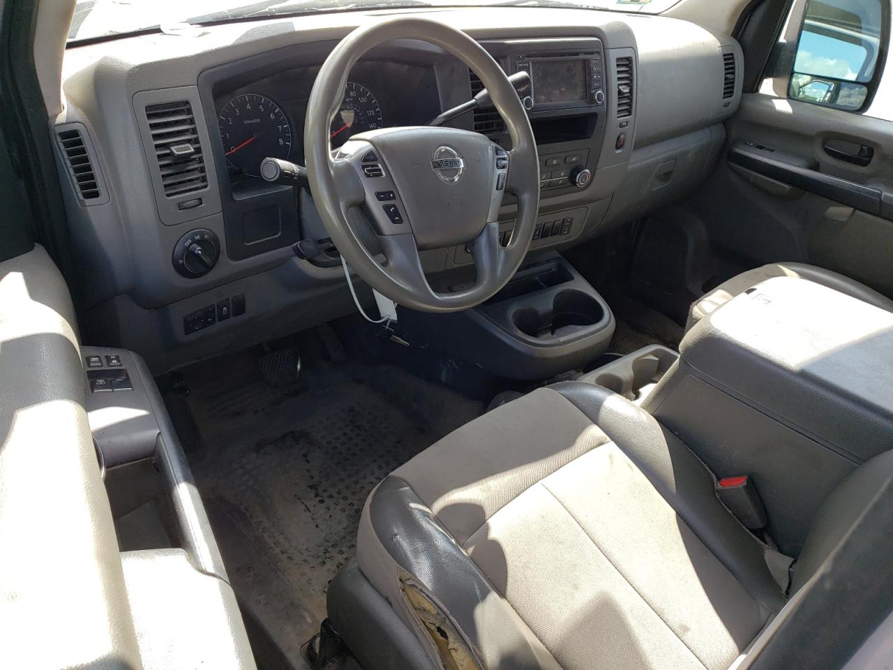 Photo 7 VIN: 1N6BF0LY1JN818492 - NISSAN NV 