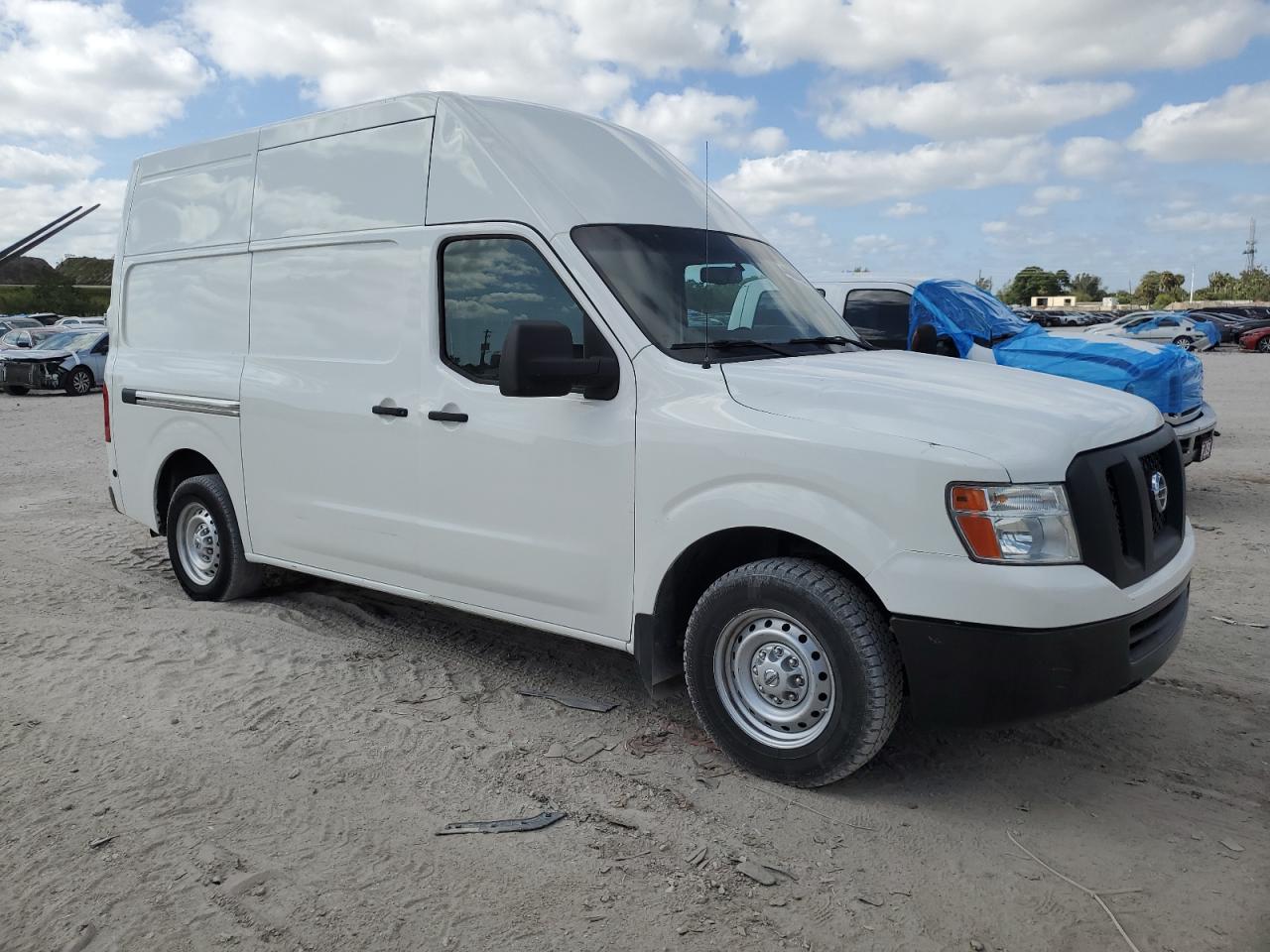 Photo 3 VIN: 1N6BF0LY1MN805326 - NISSAN NV 