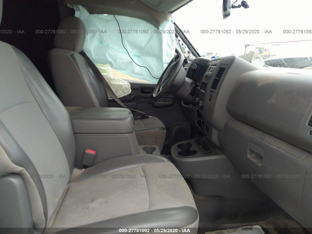 Photo 4 VIN: 1N6BF0LY2DN106318 - NISSAN NV 