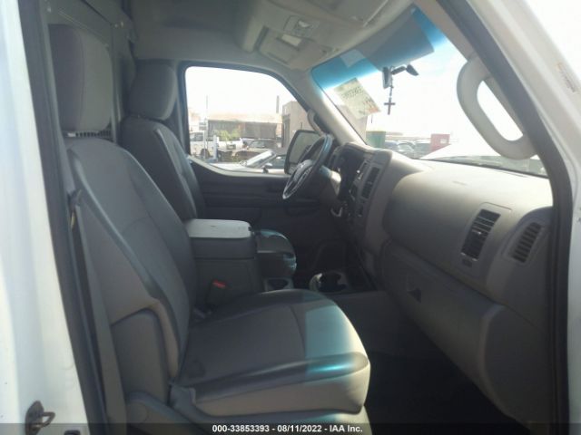 Photo 4 VIN: 1N6BF0LY3DN110295 - NISSAN NV 