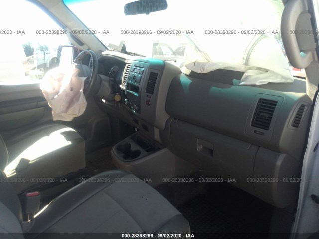 Photo 4 VIN: 1N6BF0LY3EN101517 - NISSAN NV 