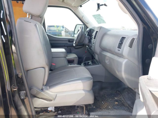 Photo 4 VIN: 1N6BF0LY3GN809740 - NISSAN NV 