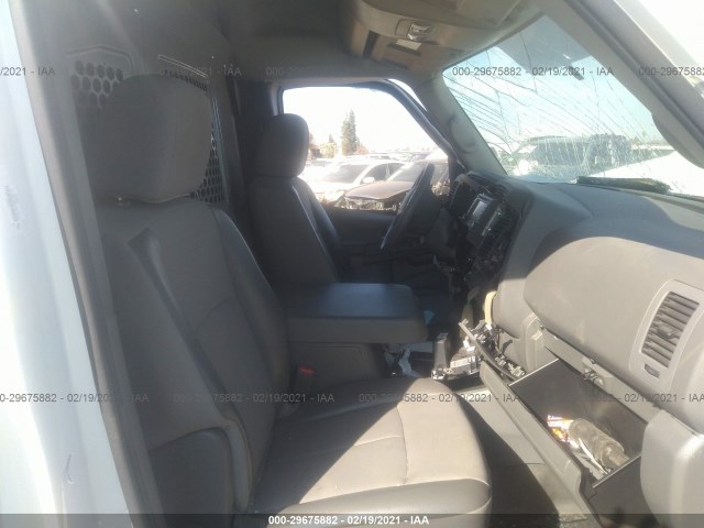 Photo 4 VIN: 1N6BF0LY3KN806698 - NISSAN NV CARGO 