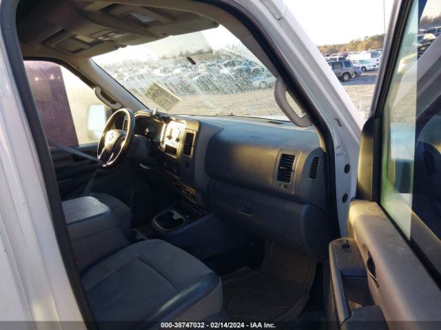 Photo 4 VIN: 1N6BF0LY5CN117988 - NISSAN NV 2500 