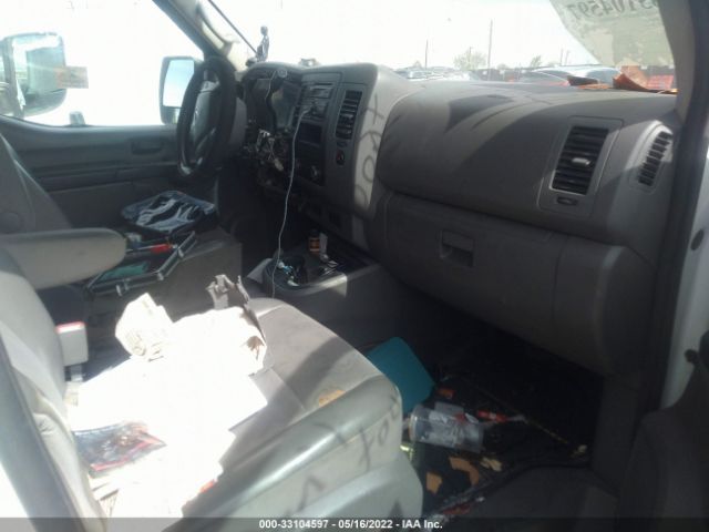 Photo 4 VIN: 1N6BF0LY5GN804362 - NISSAN NV 