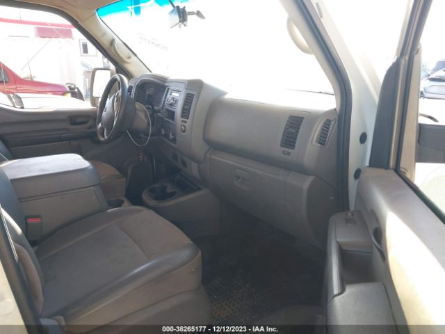 Photo 4 VIN: 1N6BF0LY5GN807374 - NISSAN NV CARGO NV2500 HD 