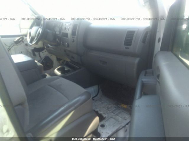 Photo 4 VIN: 1N6BF0LY6CN116395 - NISSAN NV 