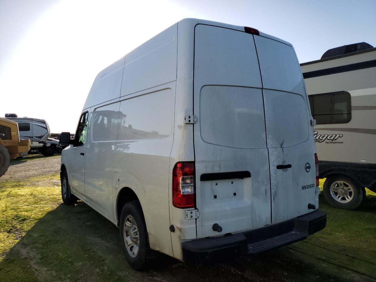 Photo 1 VIN: 1N6BF0LY6HN810611 - NISSAN NV 